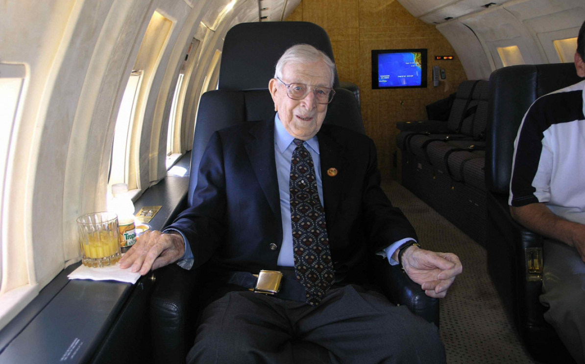 JW on private jet 